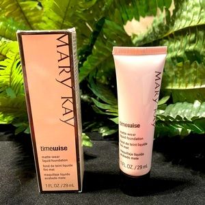 Time Wise Matte-Wear Liquid Foundation!!